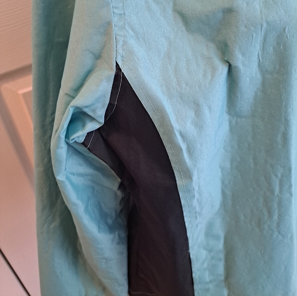 i  5   Women's Turquoise & Black Rain Coat    Size XL - Picture 8 of 8